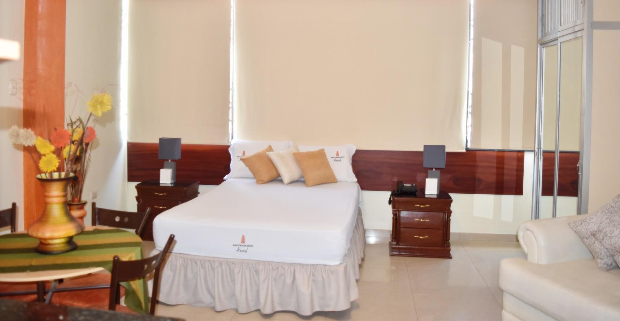 San Francisco Apart Hotel Guayaquil Extérieur photo